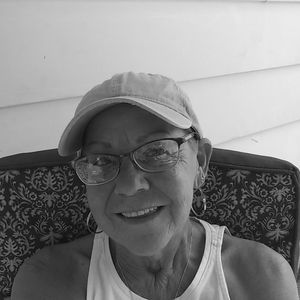 Meet your Posher, Suzanne